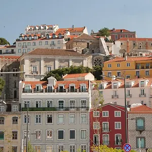 alfama-historical-apartments.hotels-lisbon-portugal.com/